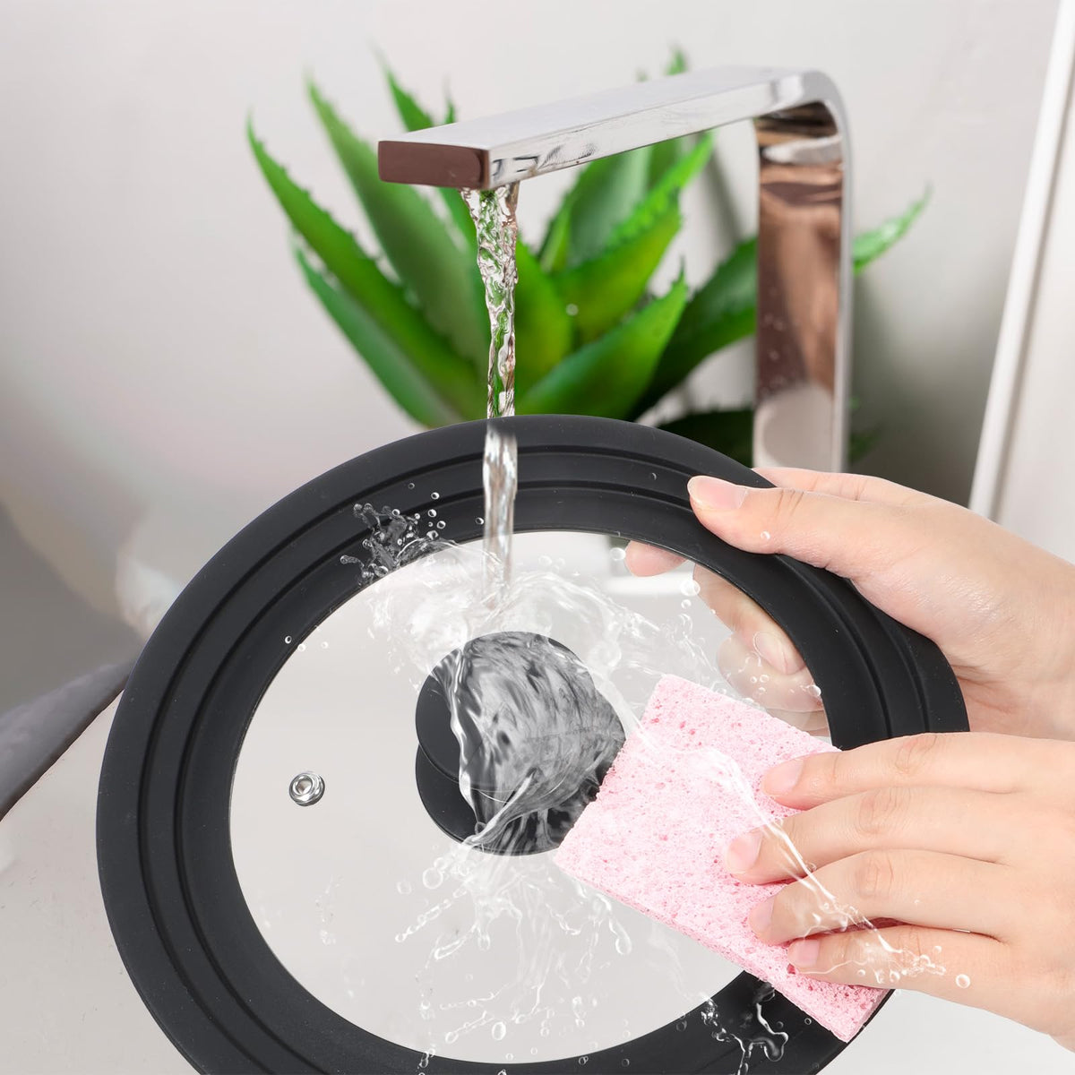 3 Pc Tempered Glass Pot Lids with Silicone Rim W354293